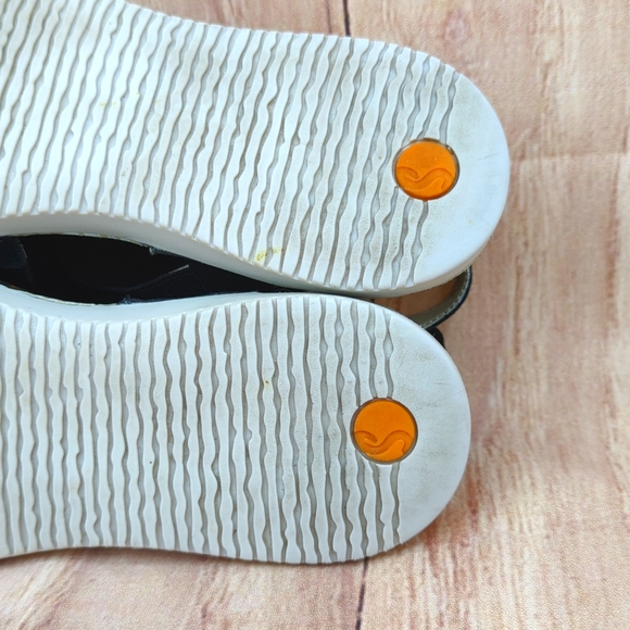 SOFTINO Tin Sandals Black Cross Strap Nubuck Comfort EU 38 - Picture 11 of 11